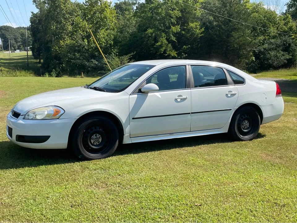 2012 Chevrolet Impala 9th Gen - Image 2 of 19