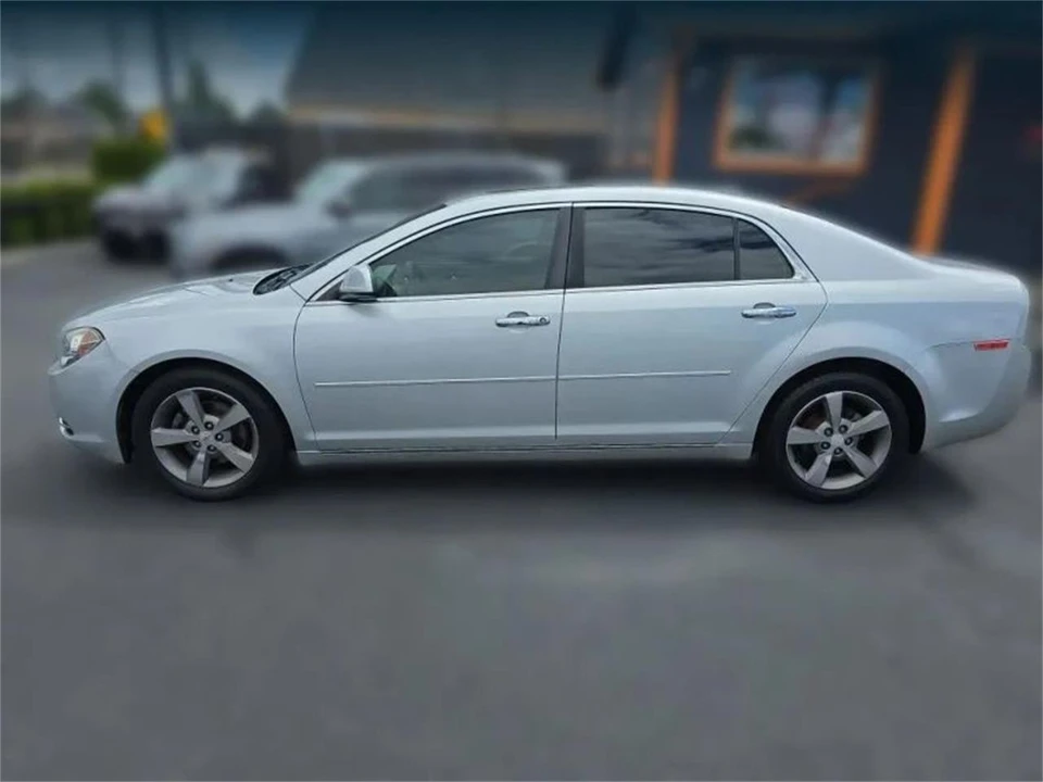 2012 Chevrolet Malibu - Image 2 of 15