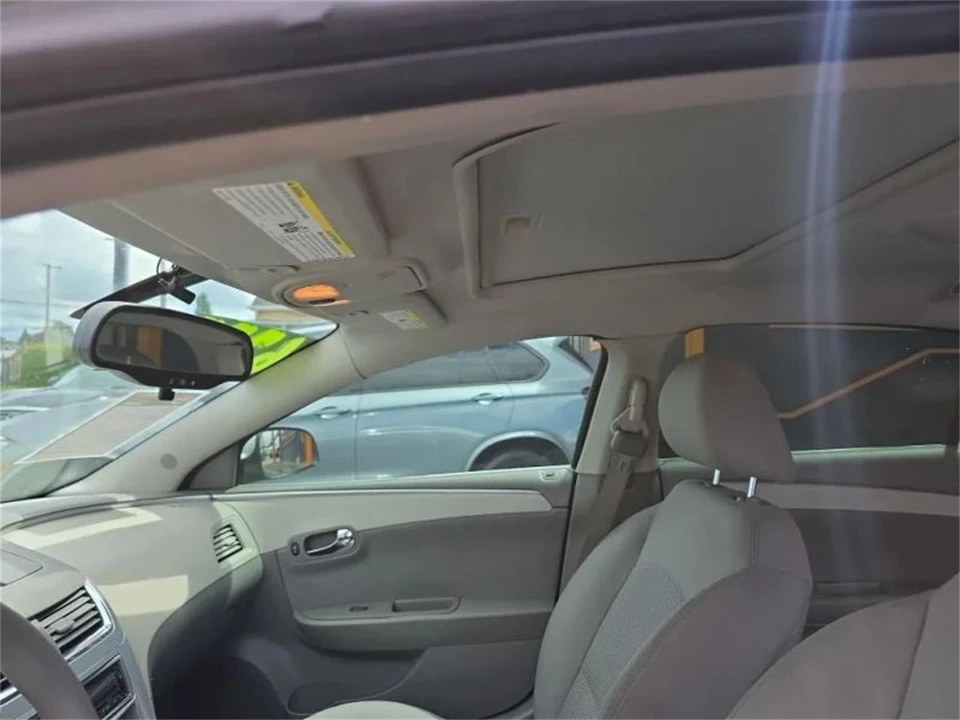 2012 Chevrolet Malibu - Image 10 of 15
