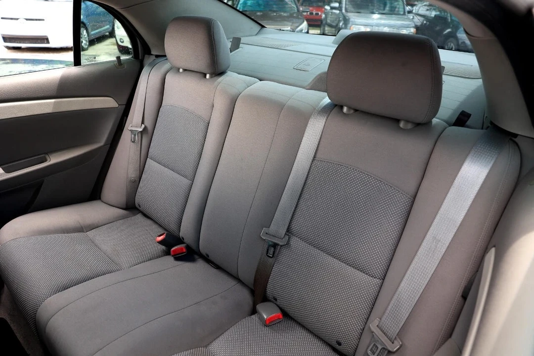 2012 Chevrolet Malibu - Image 8 of 12