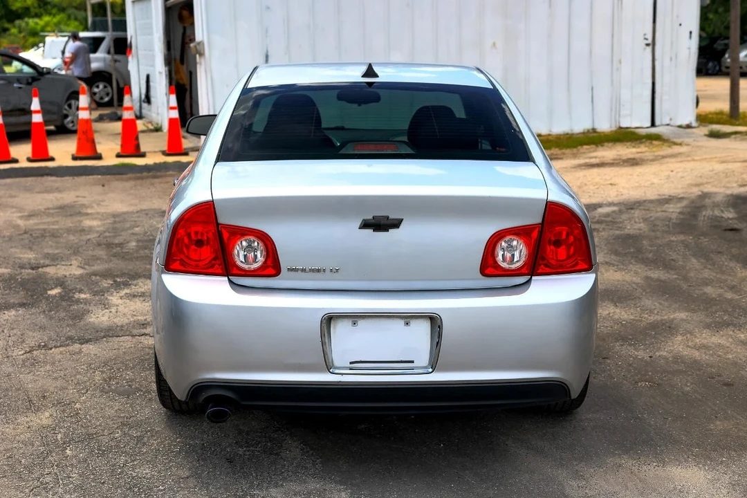 2012 Chevrolet Malibu - Image 9 of 12