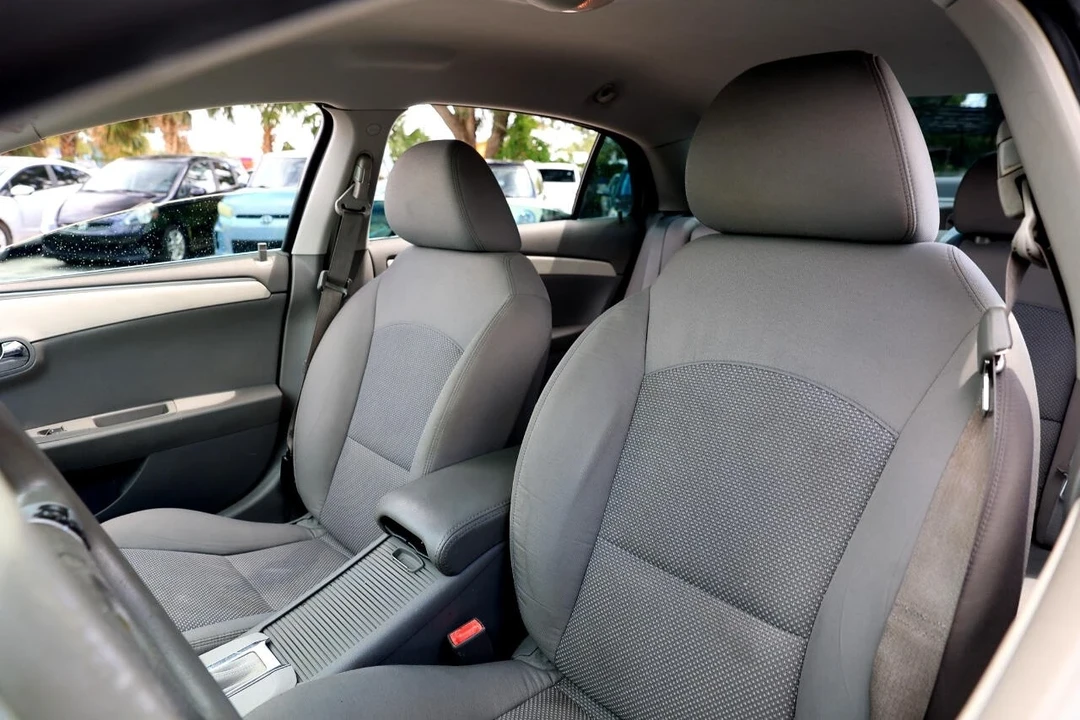 2012 Chevrolet Malibu - Image 6 of 12
