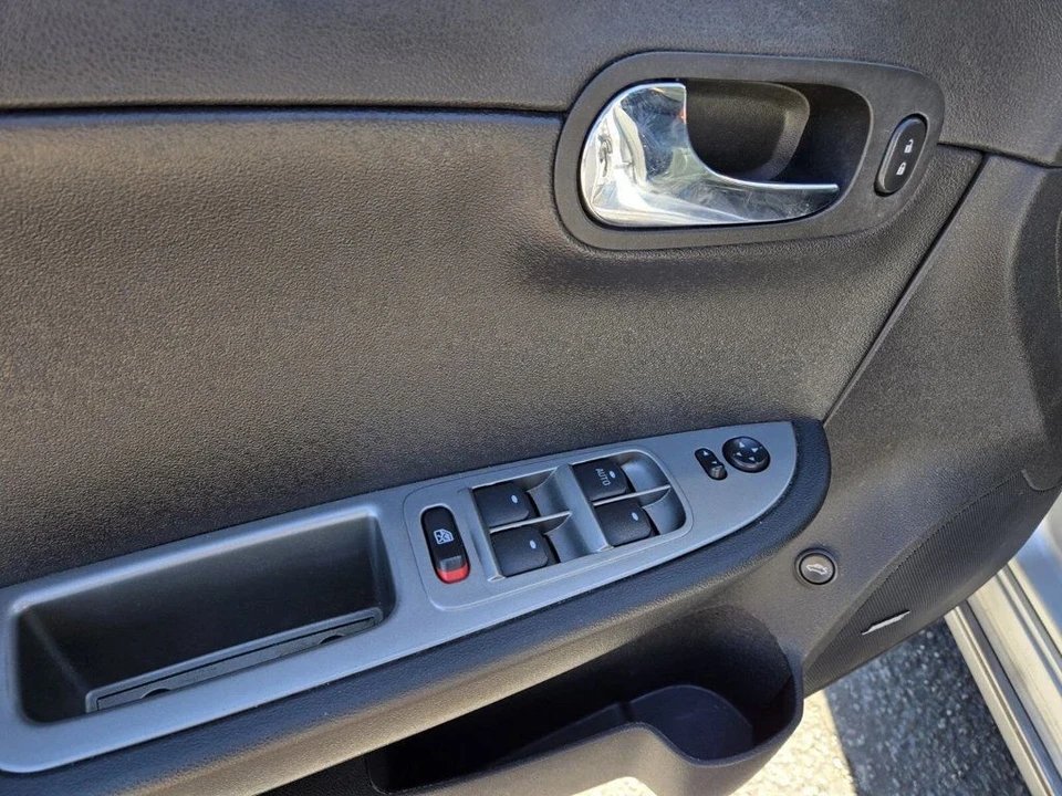 2012 Chevrolet Malibu - Image 14 of 19