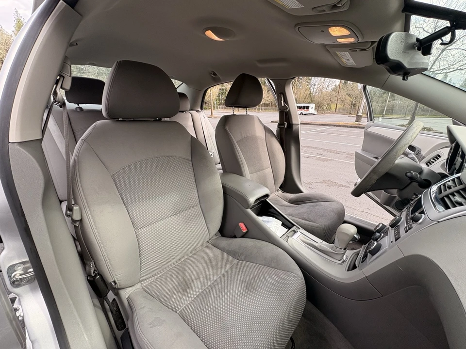 2012 Chevrolet Malibu - Image 11 of 14