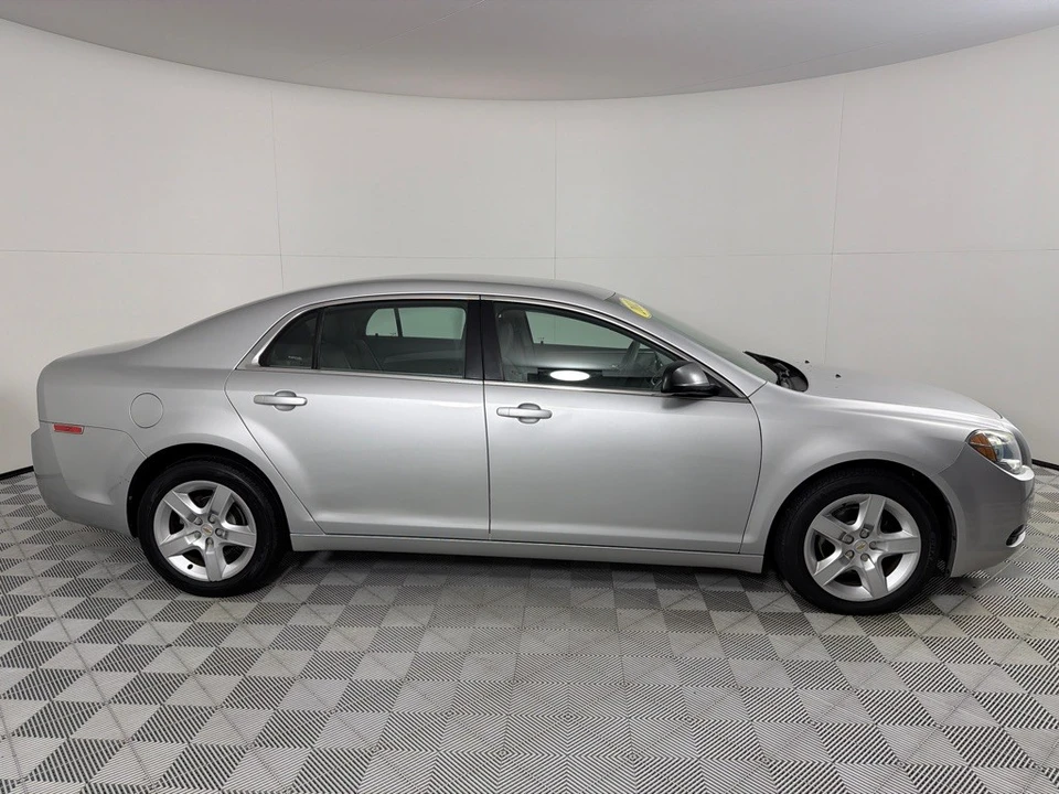 2012 Chevrolet Malibu - Image 4 of 12