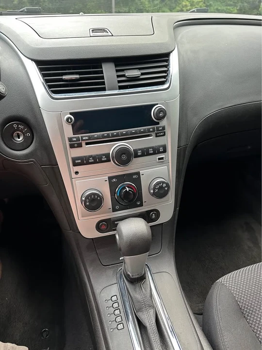 2012 Chevrolet Malibu - Image 12 of 17