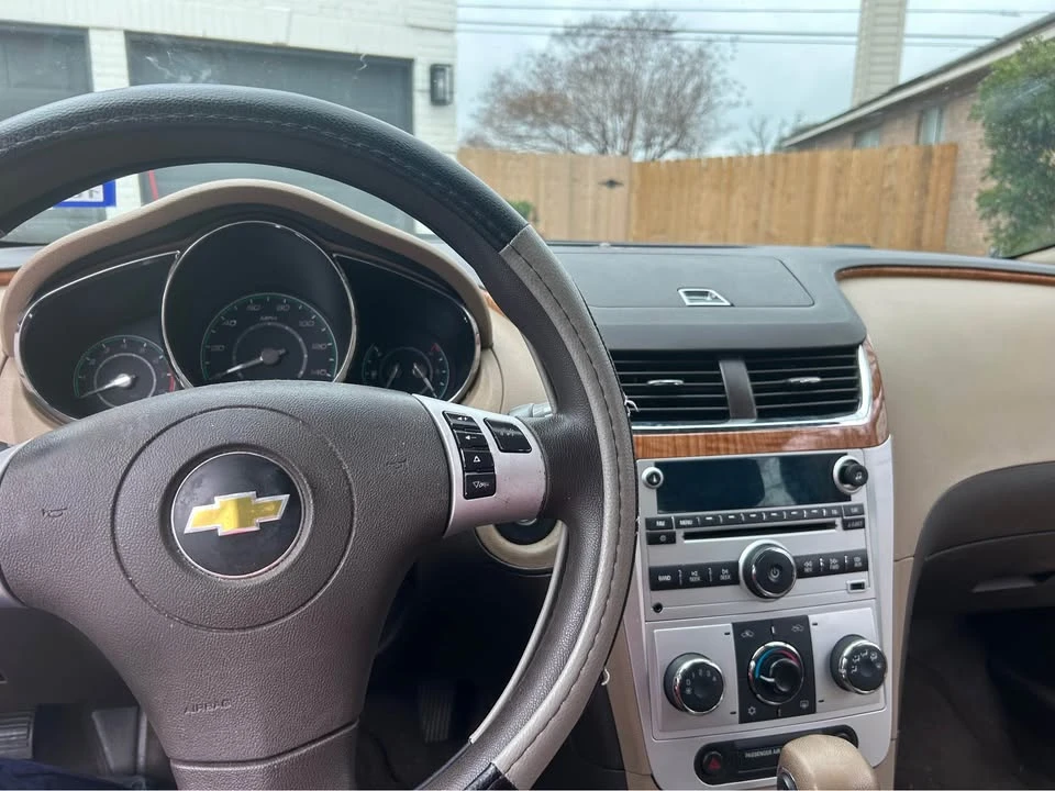 2012 Chevrolet Malibu - Image 2 of 5