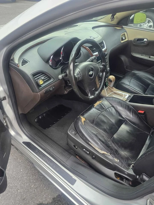 2012 Chevrolet Malibu - Image 8 of 10