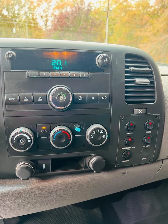 2012 Chevrolet - Image 16 of 21