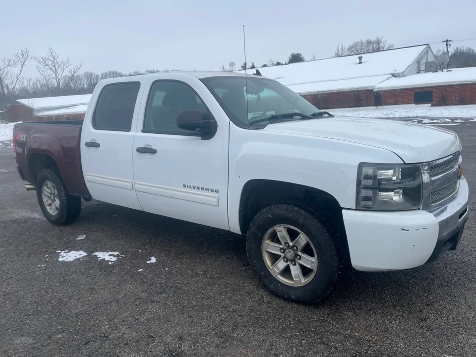 2012 Chevrolet Silverado 2nd Gen - Image 3 of 19