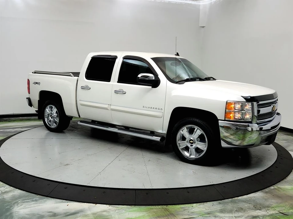 2012 Chevrolet Silverado 2nd Gen - Image 3 of 12