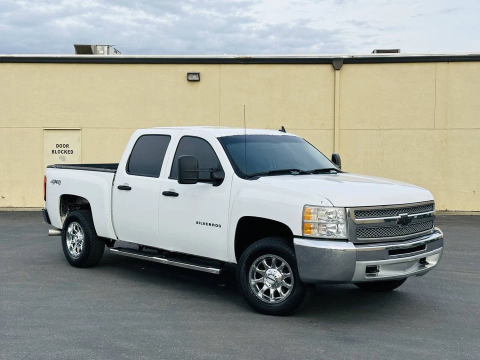 2012 Chevrolet Silverado 2nd Gen - Image 2 of 15