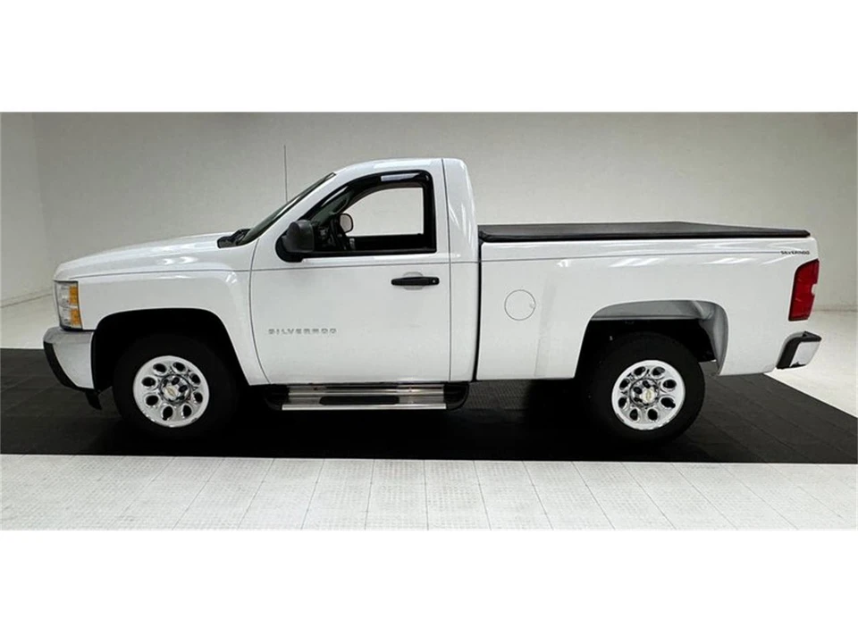 2012 Chevrolet Silverado 2nd Gen - Image 2 of 31