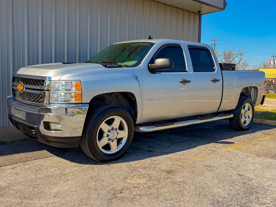 2012 Chevrolet Silverado Heavy Duty 2nd Gen - Image 2 of 31