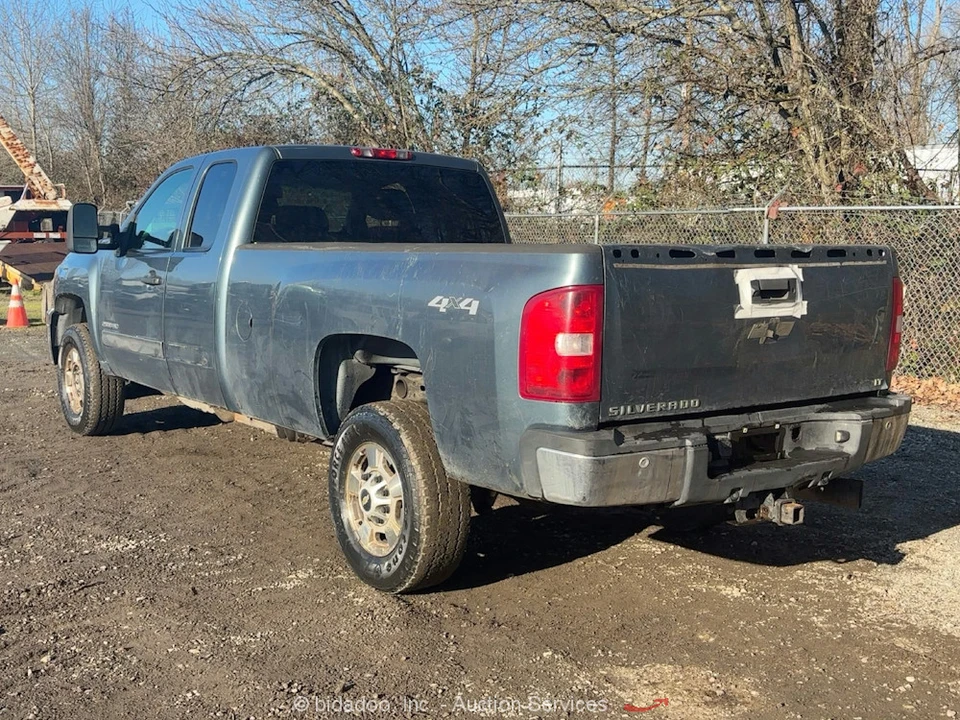 2012 Chevrolet Silverado Heavy Duty 2nd Gen - Image 3 of 12