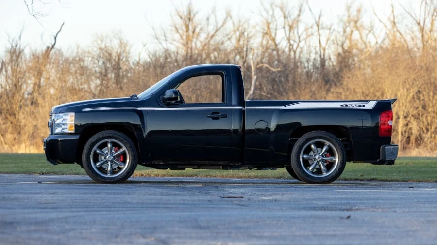 2012 Chevrolet Silverado 2nd Gen - Image 2 of 31
