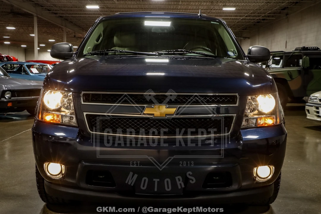 2012 Chevrolet Suburban 10th Gen - Image 21 of 21
