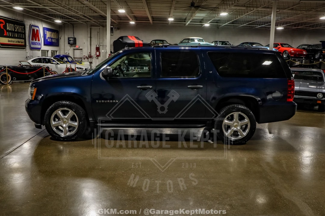 2012 Chevrolet Suburban 10th Gen - Image 6 of 21
