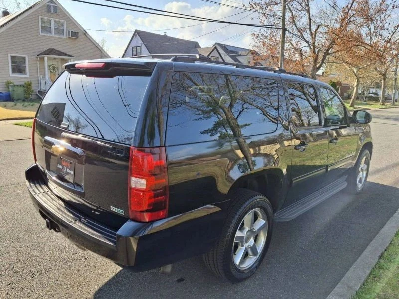 2012 Chevrolet Suburban 10th Gen - Image 11 of 12