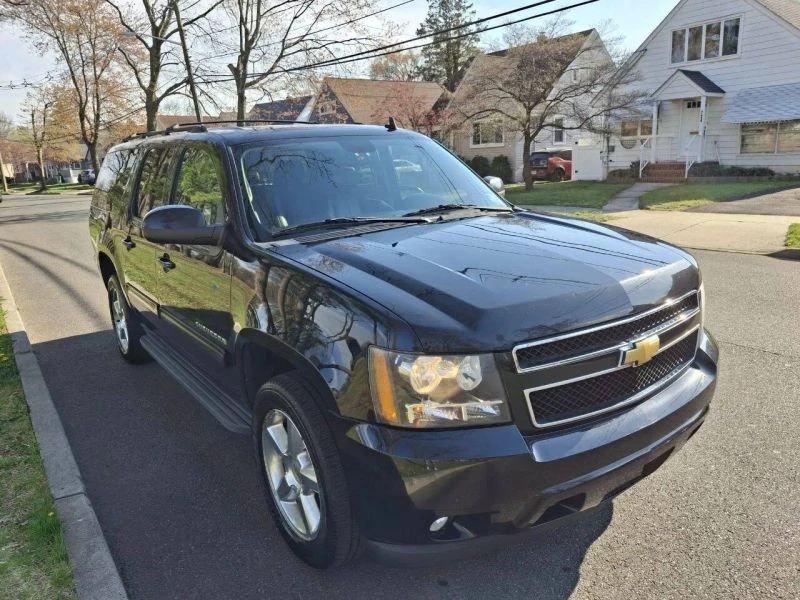 2012 Chevrolet Suburban 10th Gen - Image 9 of 12