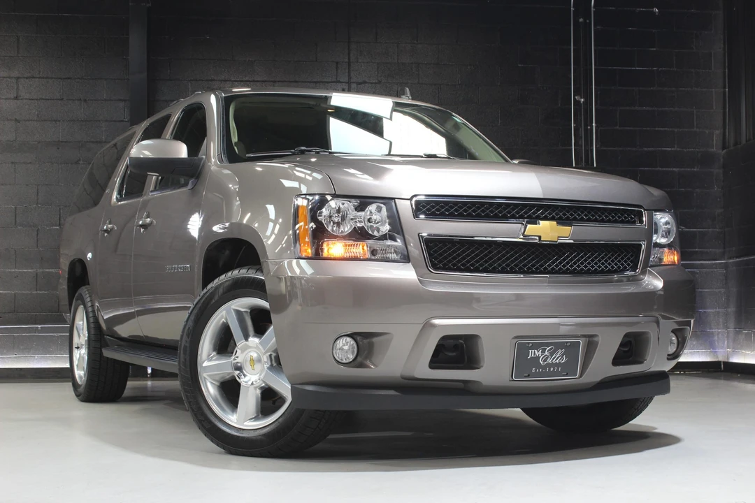 2012 Chevrolet Suburban 10th Gen - Image 12 of 21