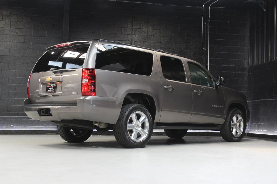 2012 Chevrolet Suburban 10th Gen - Image 9 of 21