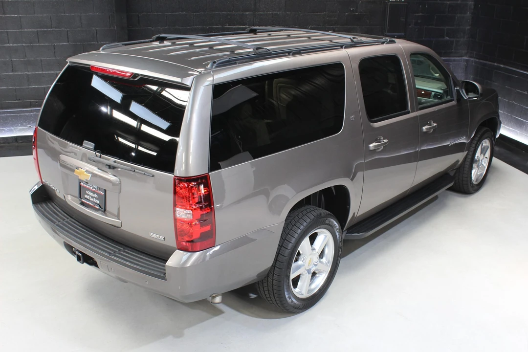 2012 Chevrolet Suburban 10th Gen - Image 8 of 21