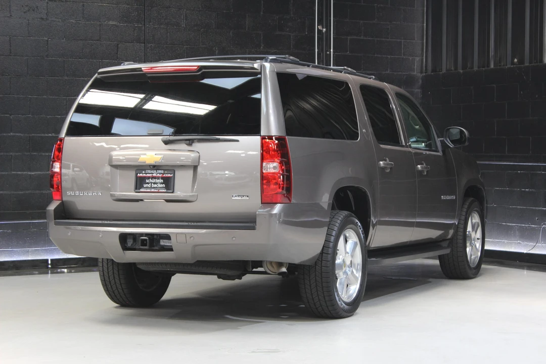 2012 Chevrolet Suburban 10th Gen - Image 7 of 21