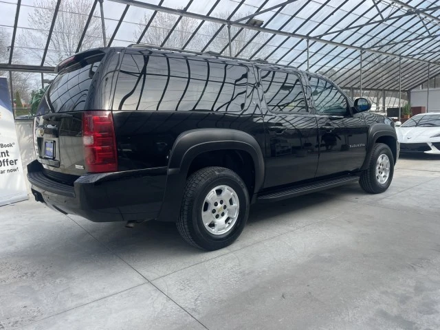 2012 Chevrolet Suburban 10th Gen - Image 9 of 31