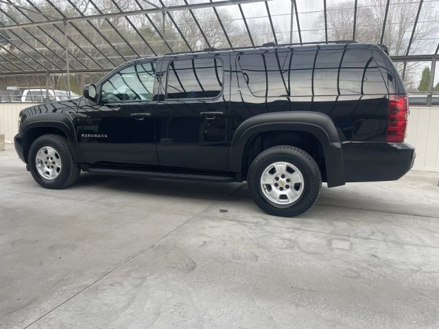 2012 Chevrolet Suburban 10th Gen - Image 18 of 31