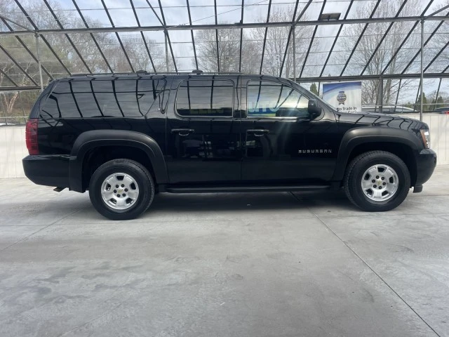 2012 Chevrolet Suburban 10th Gen - Image 7 of 31