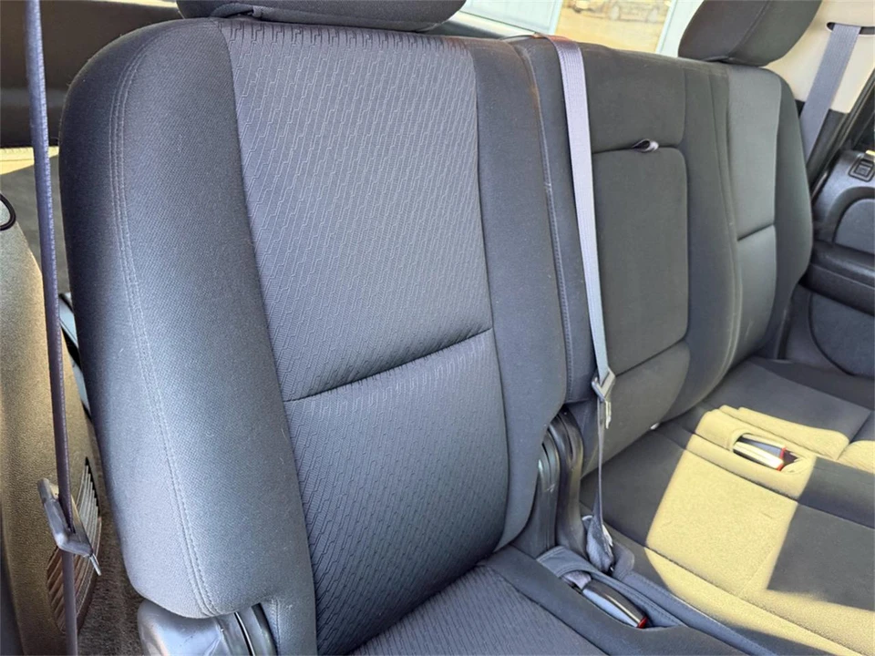 2012 Chevrolet Suburban 10th Gen - Image 31 of 31