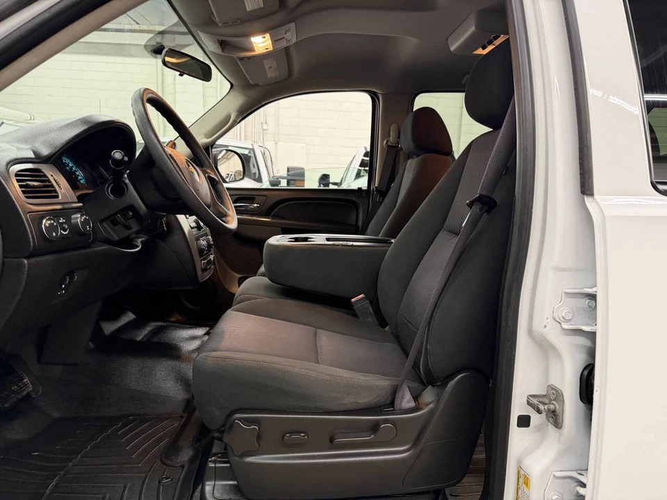 2012 Chevrolet Suburban 10th Gen - Image 6 of 21