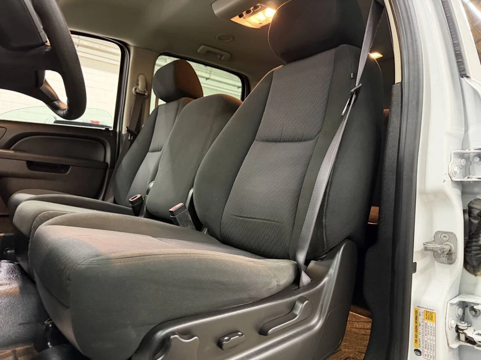 2012 Chevrolet Suburban 10th Gen - Image 15 of 21