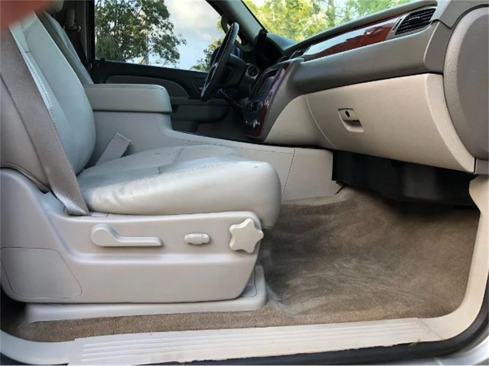 2012 Chevrolet Suburban 10th Gen - Image 11 of 22