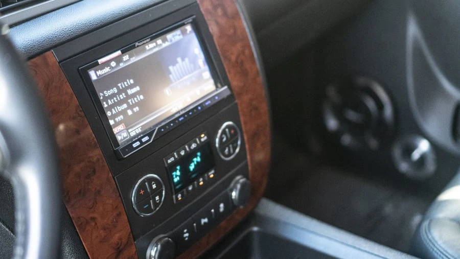 2012 Chevrolet Tahoe 3rd Gen - Image 5 of 12