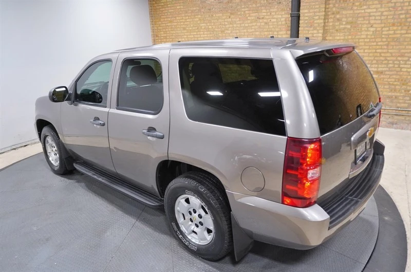2012 Chevrolet Tahoe 3rd Gen - Image 16 of 21