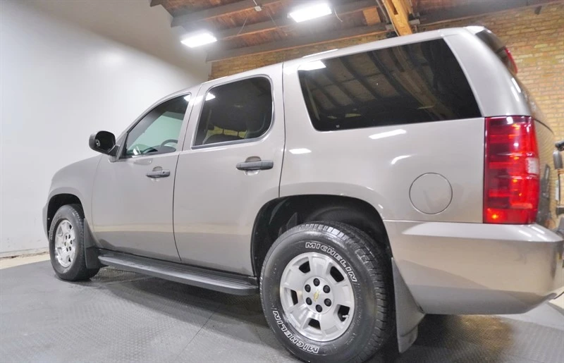2012 Chevrolet Tahoe 3rd Gen - Image 17 of 21