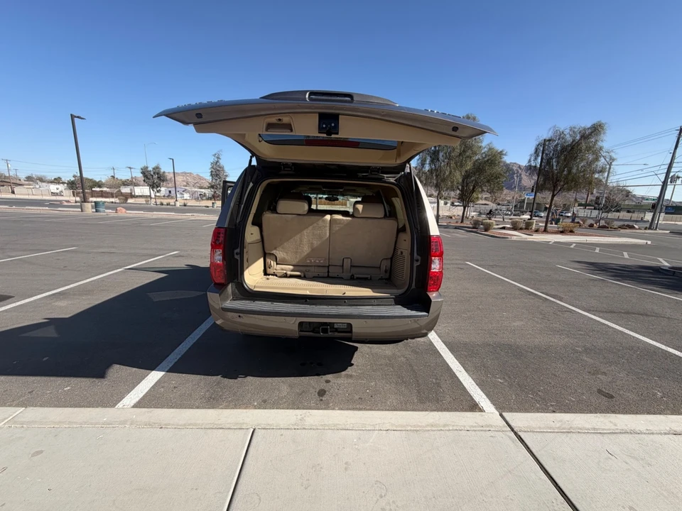 2012 Chevrolet Tahoe 3rd Gen - Image 18 of 20