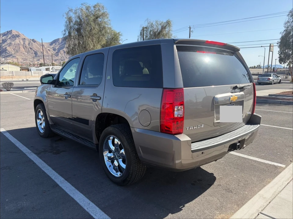 2012 Chevrolet Tahoe 3rd Gen - Image 3 of 20