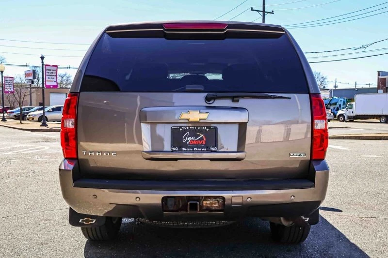 2012 Chevrolet Tahoe 3rd Gen - Image 5 of 12