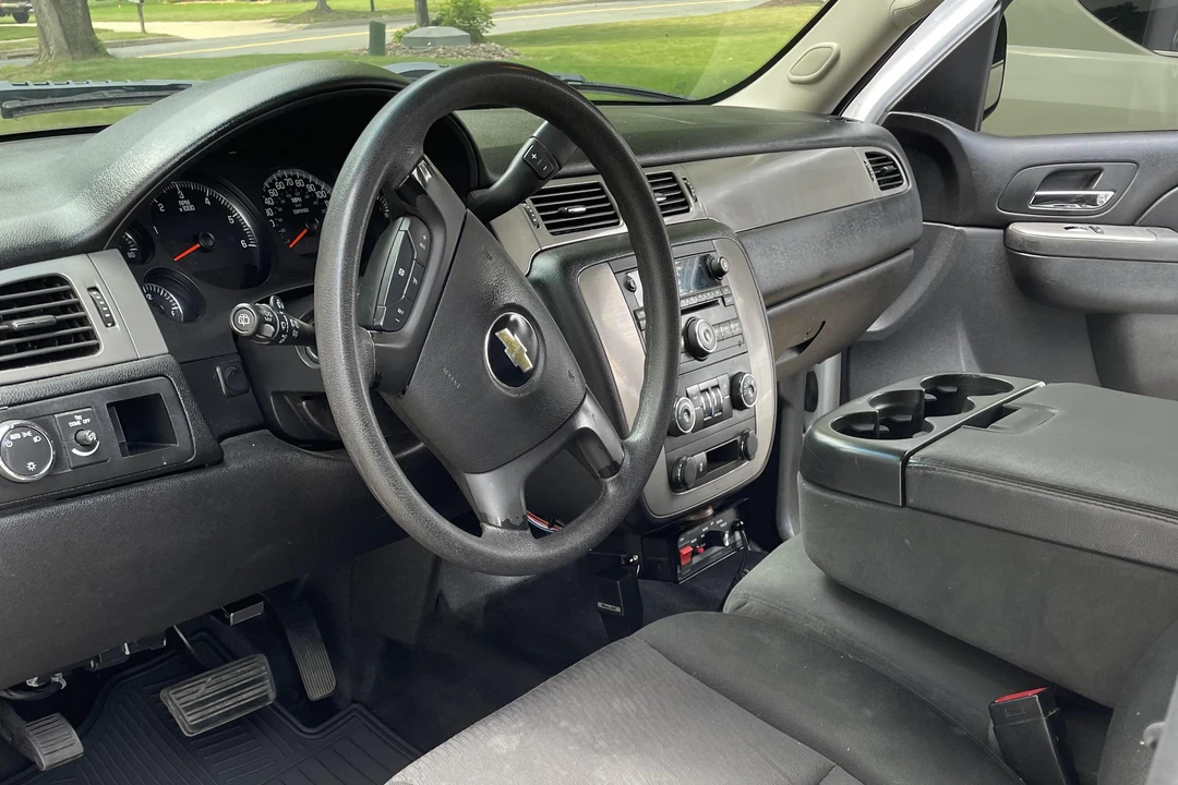 2012 Chevrolet Tahoe 3rd Gen - Image 28 of 31