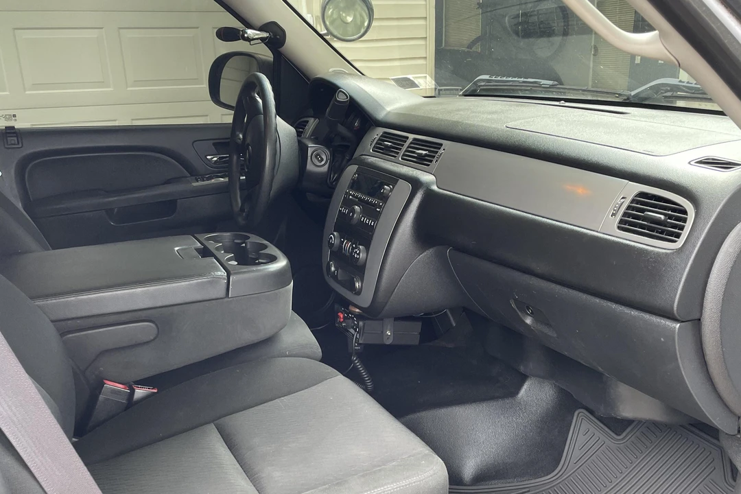 2012 Chevrolet Tahoe 3rd Gen - Image 29 of 31