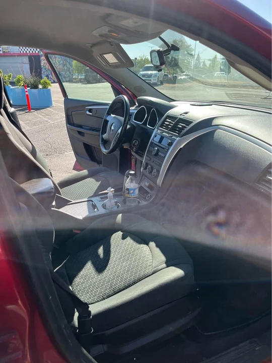 2012 Chevrolet Traverse - Image 8 of 9
