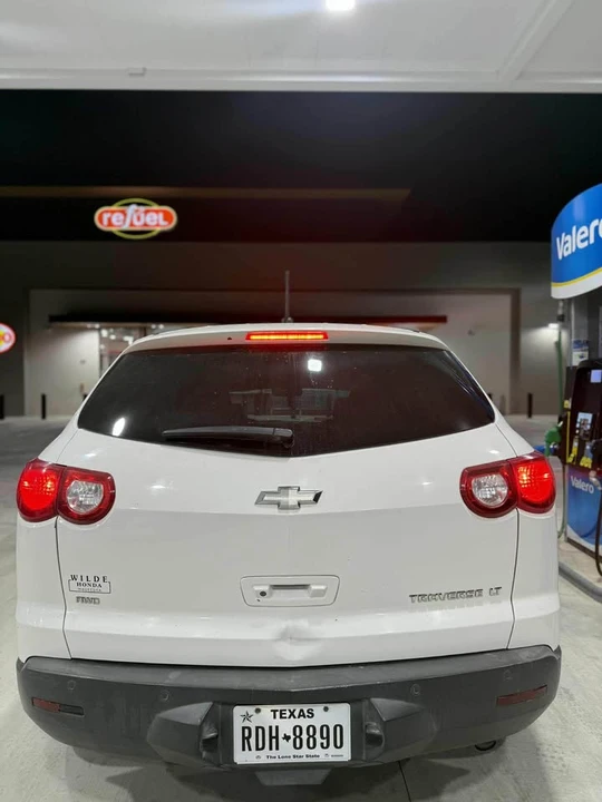 2012 Chevrolet Traverse - Image 3 of 5