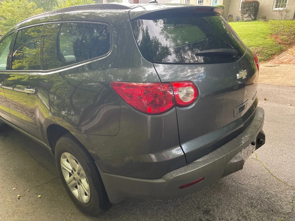 2012 Chevrolet Traverse - Image 5 of 17