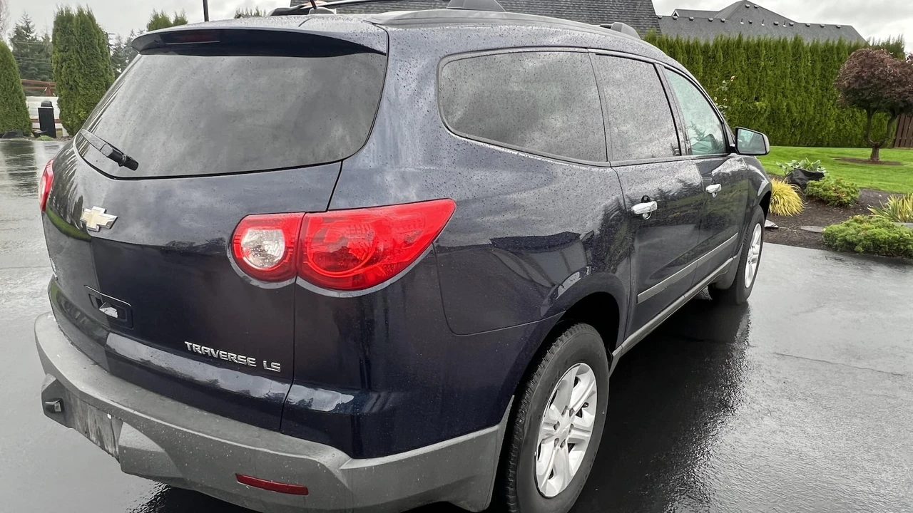 2012 Chevrolet Traverse - Image 3 of 29