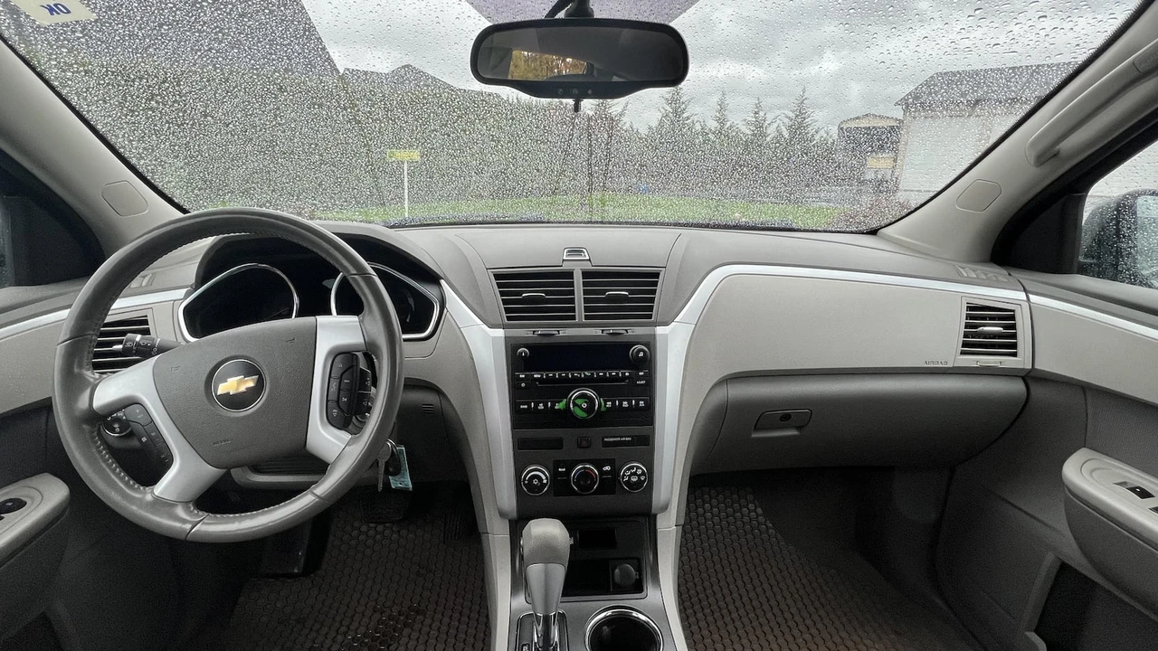 2012 Chevrolet Traverse - Image 13 of 29