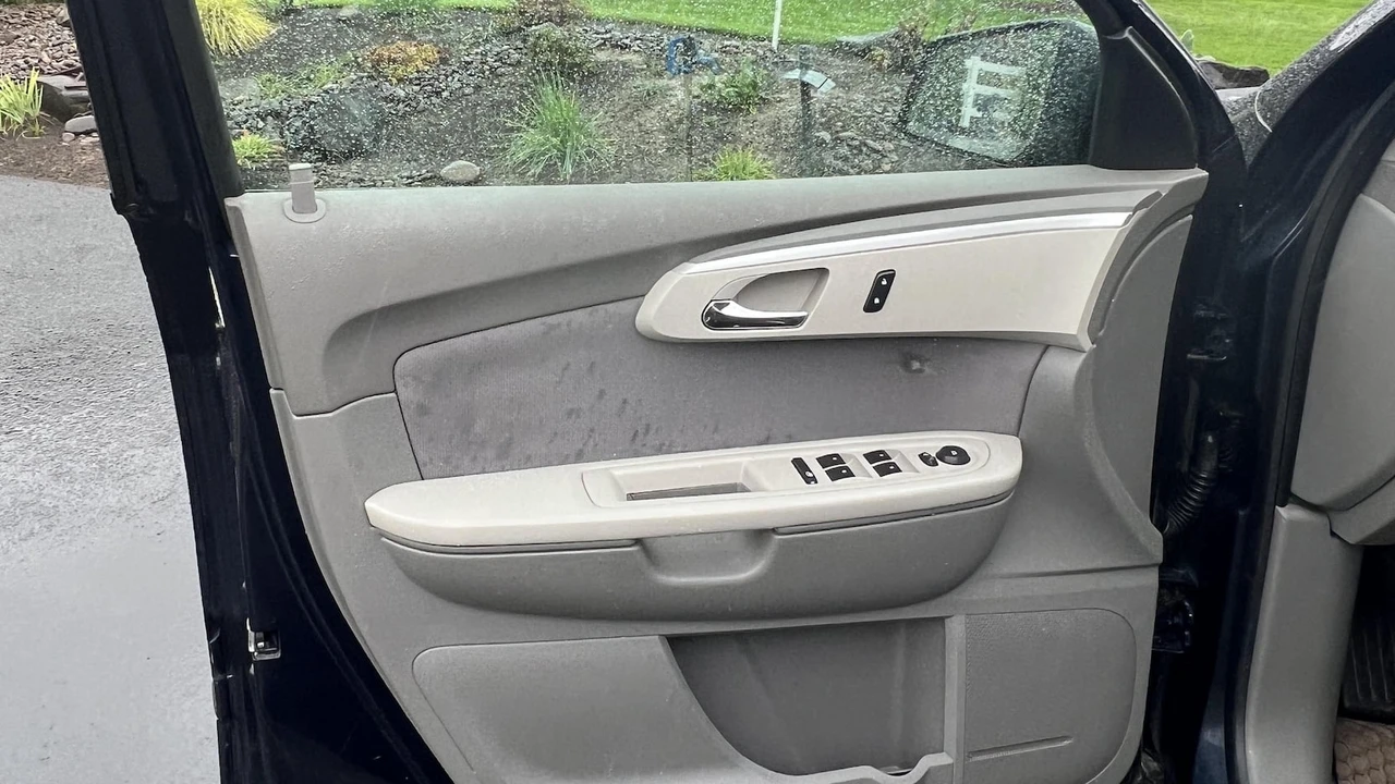 2012 Chevrolet Traverse - Image 21 of 29