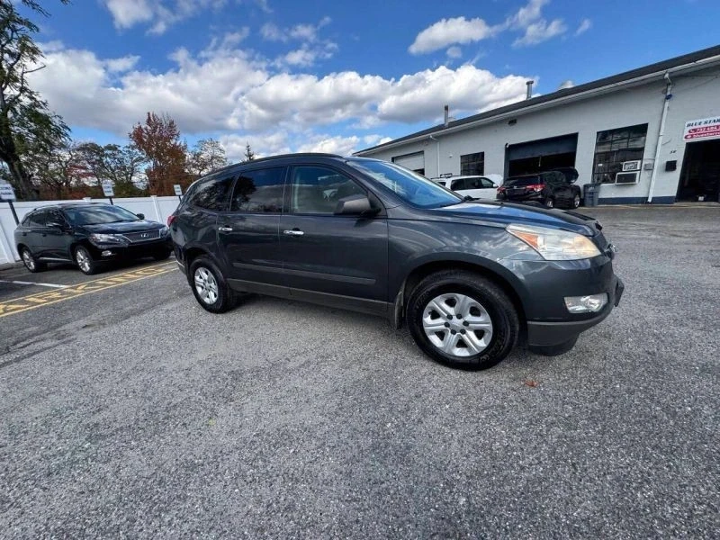 2012 Chevrolet Traverse - Image 8 of 12
